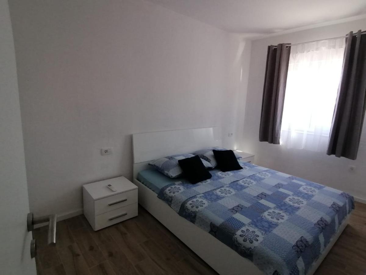 Ferienwohnung Nina Zadar Exterior foto