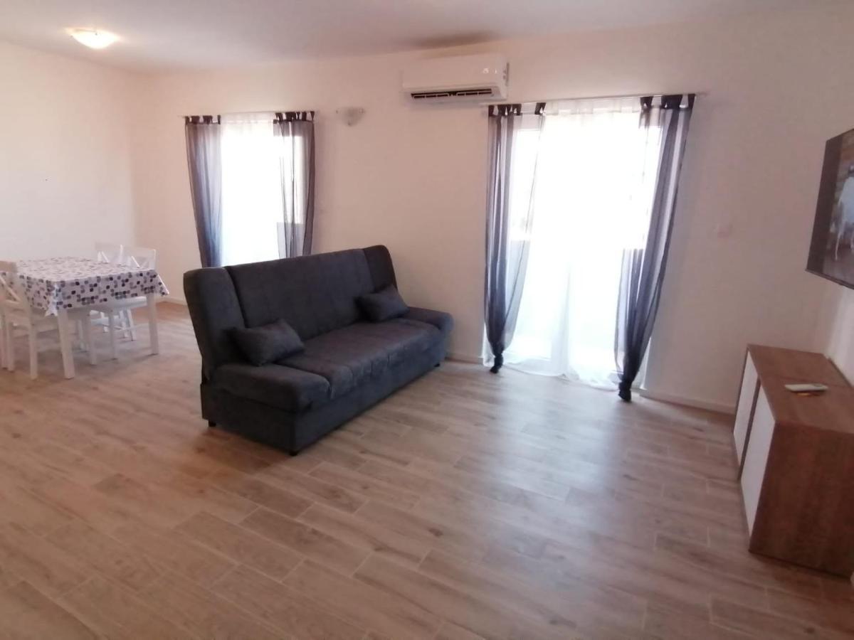 Ferienwohnung Nina Zadar Exterior foto