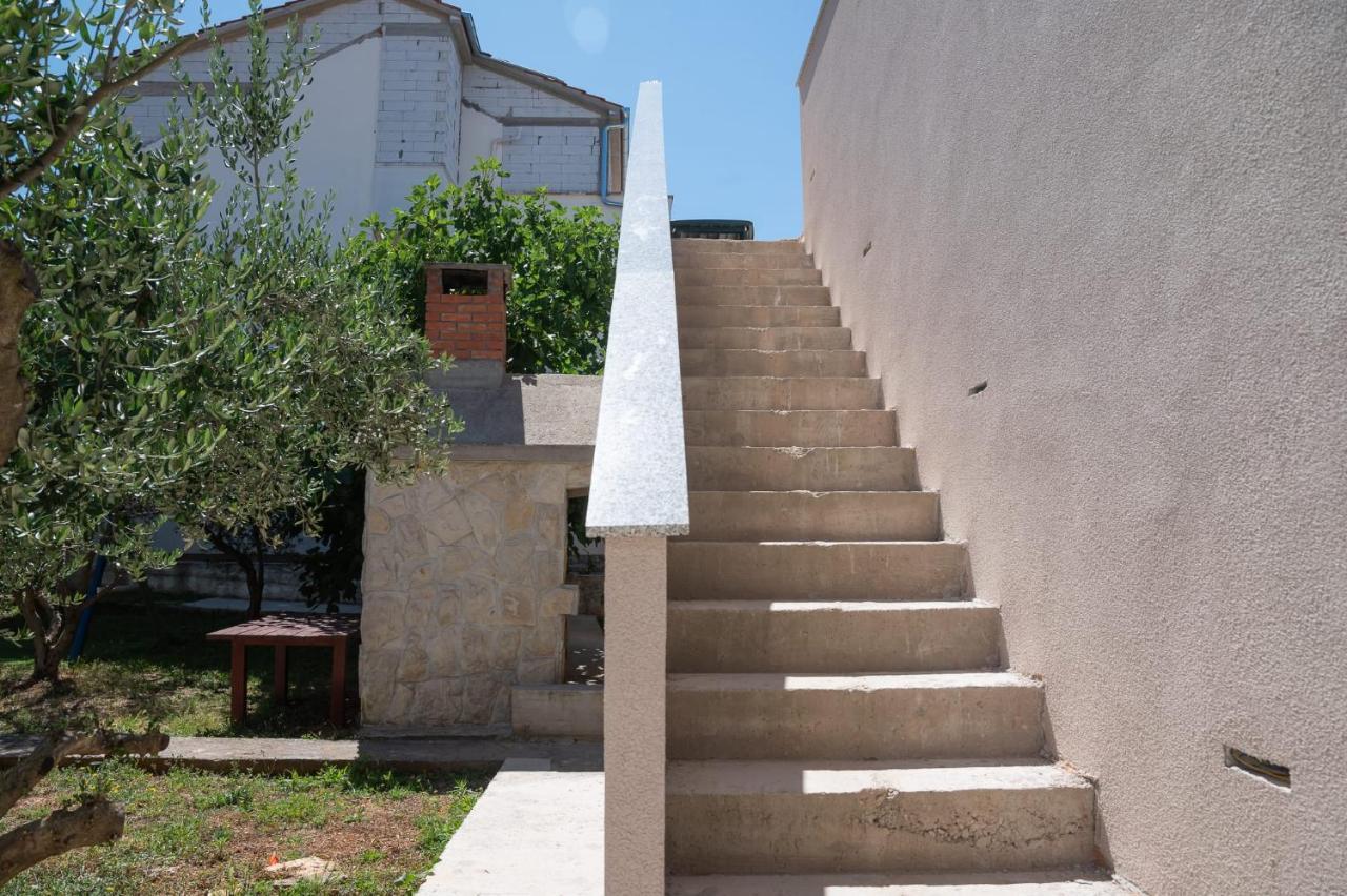 Ferienwohnung Nina Zadar Exterior foto
